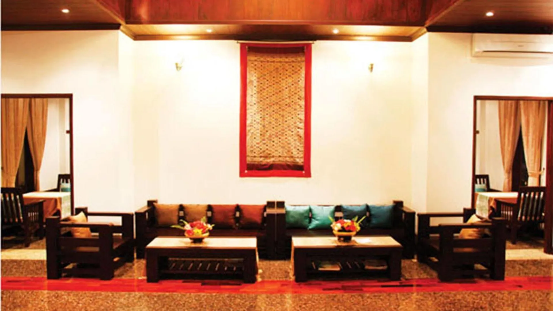 Ang Thong Hotel Luang Prabang 4*,