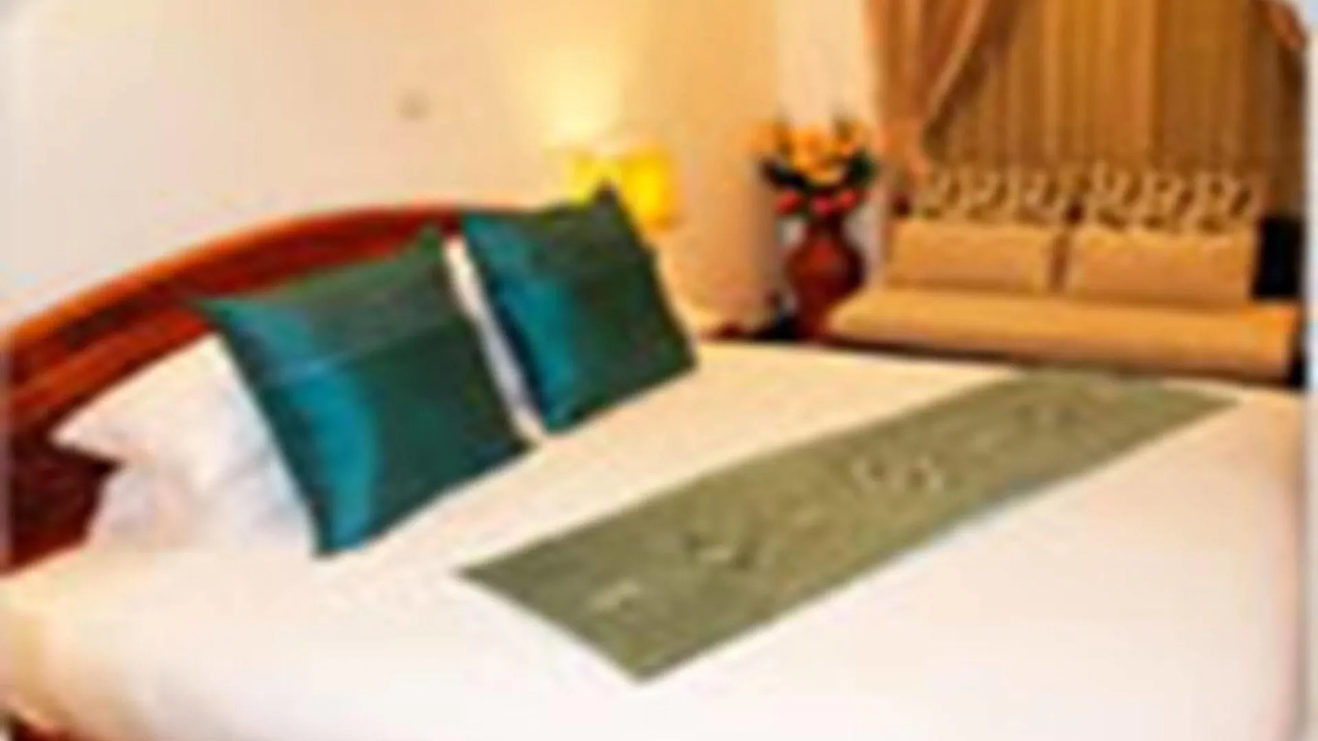 Ang Thong Hotel Luang Prabang 4*,  Laos